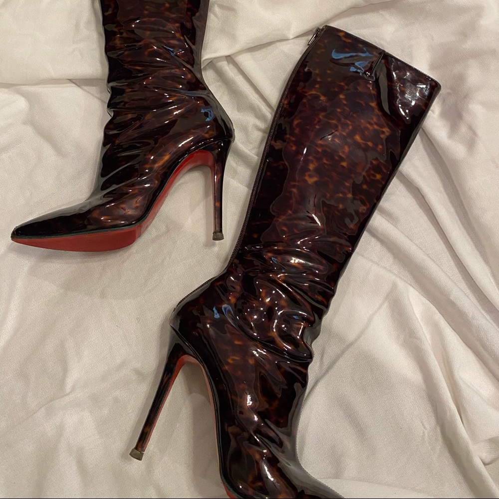 Christian Louboutin Pretty Woman Turtle Boots